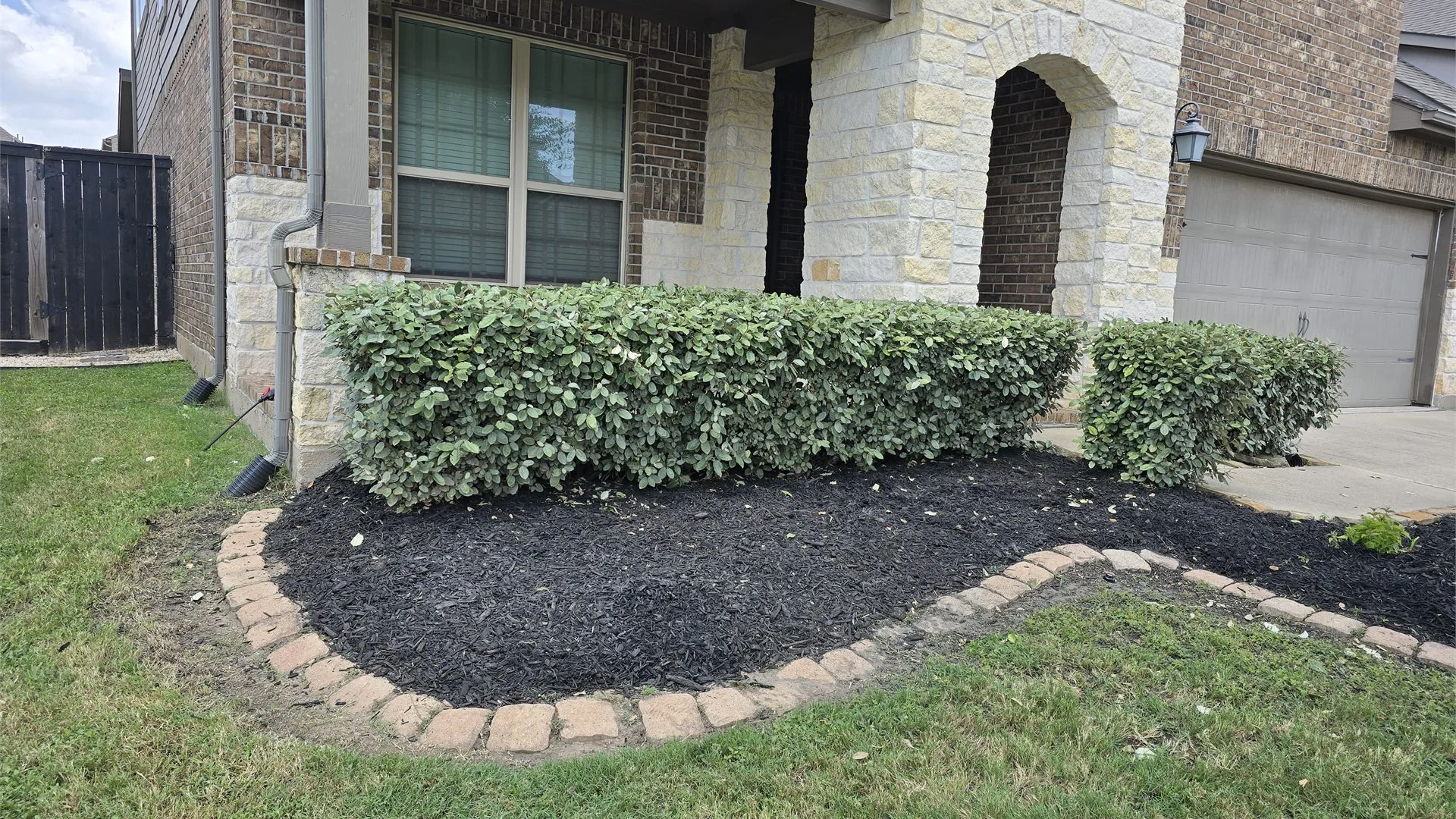 Landscaping Services in Richmond & Sugar Land TX